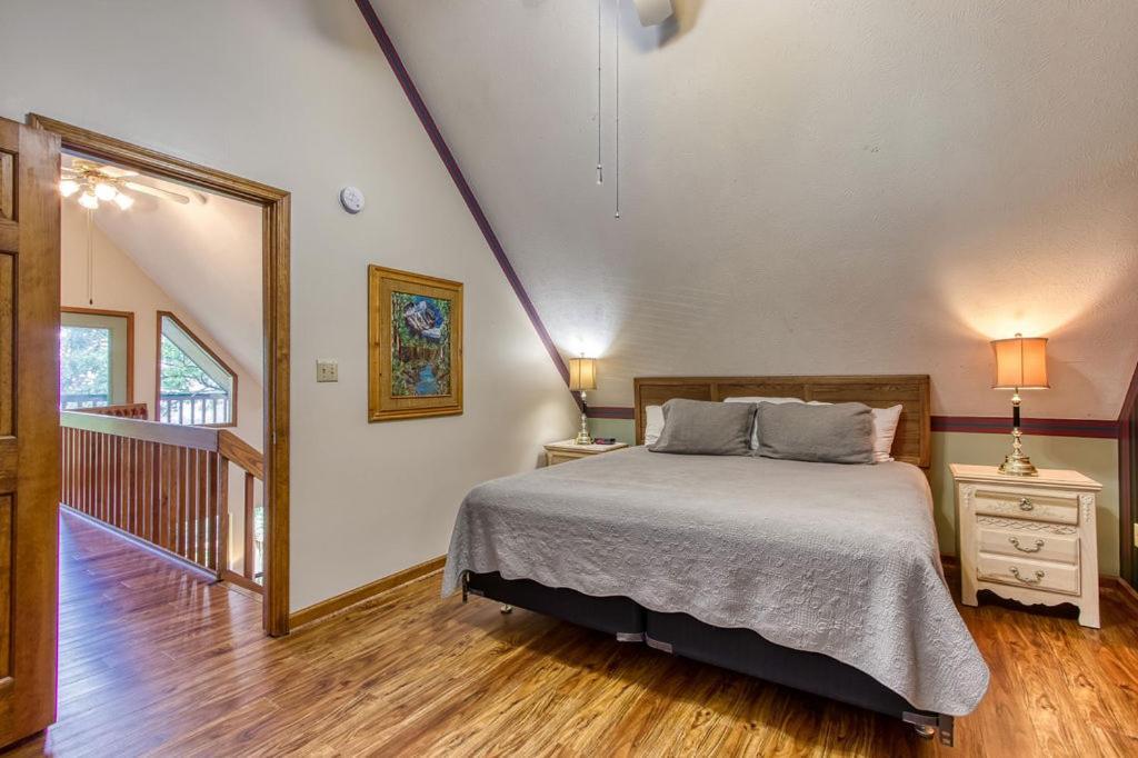 Serenity Heights, Amazing Views, Hot Tub Pool Access, 1089 Free Tickets Each Paid Day, Dollywood แกตลิงเบิร์ก ภายนอก รูปภาพ