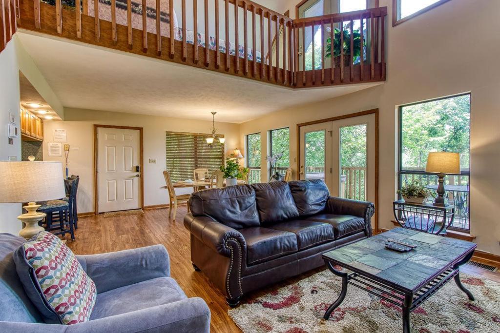 Serenity Heights, Amazing Views, Hot Tub Pool Access, 1089 Free Tickets Each Paid Day, Dollywood แกตลิงเบิร์ก ภายนอก รูปภาพ