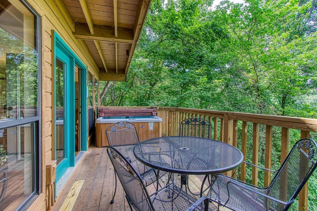 Serenity Heights, Amazing Views, Hot Tub Pool Access, 1089 Free Tickets Each Paid Day, Dollywood แกตลิงเบิร์ก ภายนอก รูปภาพ